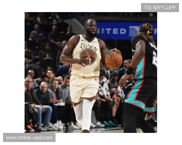 勇士全场紧逼防守复盘，科尔换人切断灰熊内外线串联